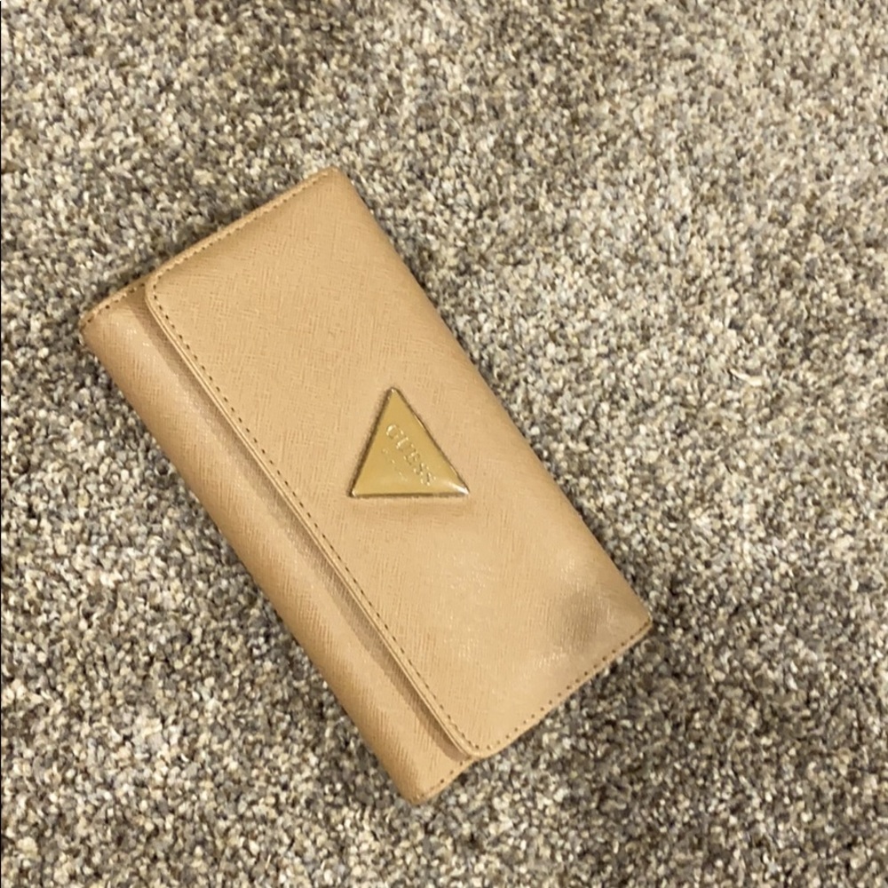 Guess wallet